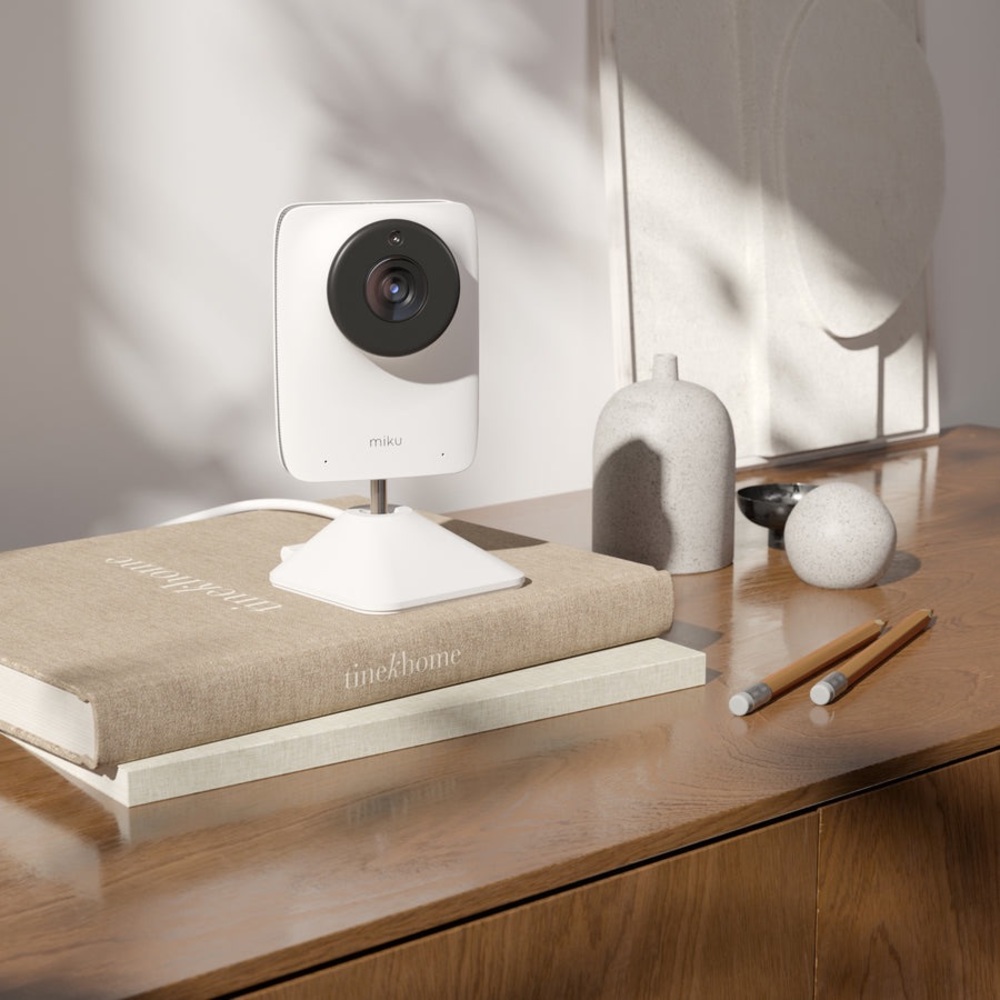 Miku Pro Smart Baby Monitor (Stand AND Wall Mount)